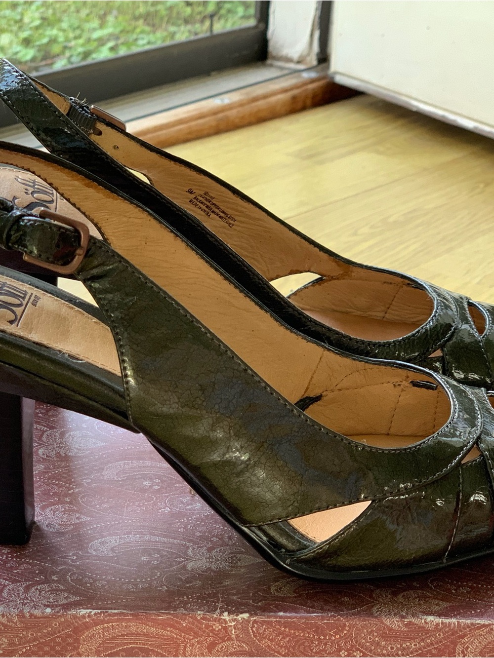 Sofft Pewter Patent Slingback Heels Size 9